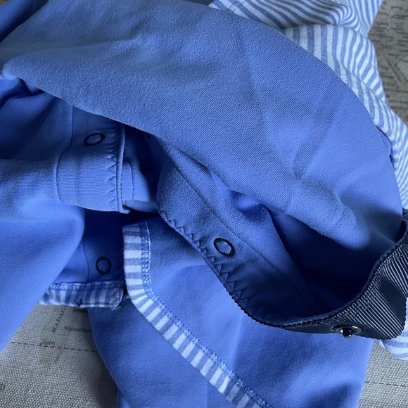 Lululemon Vinyasa Wrap Blue & White Striped Infinity Scarf OS - Picture 8 of 9